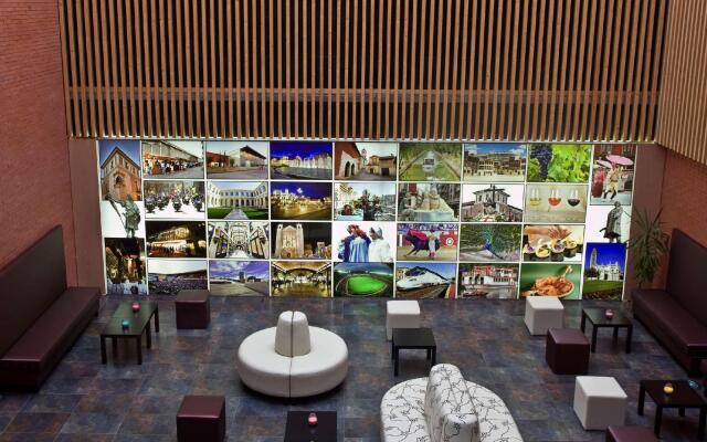 ELE Enara Boutique Hotel