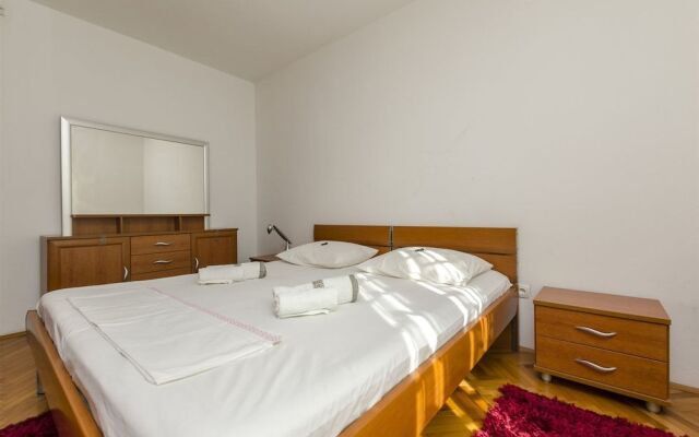 Apartments Mare