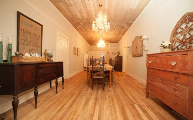 Lake Guntersville Bed and Breakfast