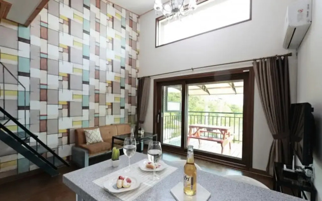 Gyeongju Beverly Hills Pension