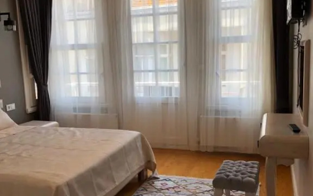 White Island Boutique Hotel