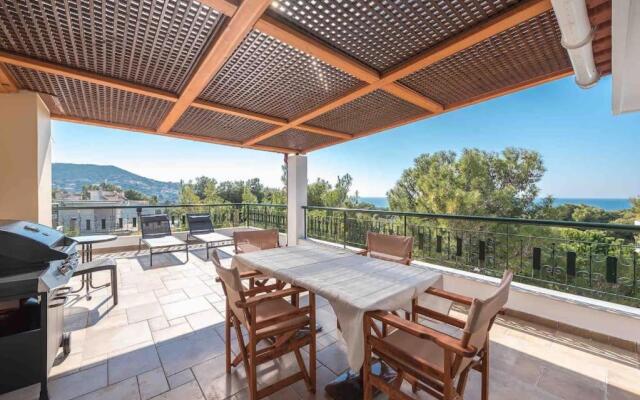 Saronis seaview 2bdr residence 500m from the beach