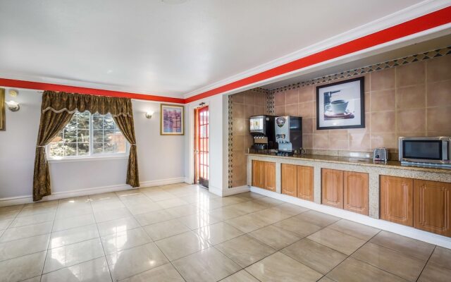 Americas Best Value Inn Denver