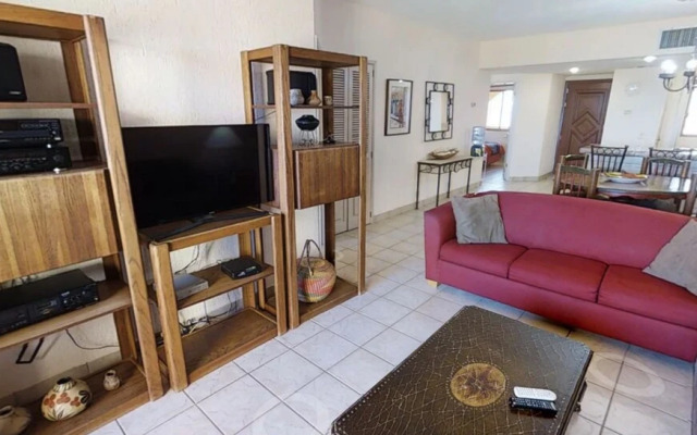 Princessa 2BR C 401-v by Casago