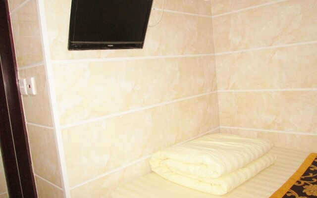 New Las Vegas Guest House 5F