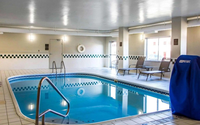 Comfort Suites Columbus West - Hilliard