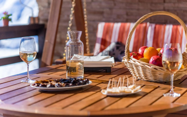 Good Aura Hotel
