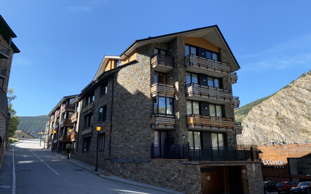 Apartamentos Canillo Ribagrossa 3000