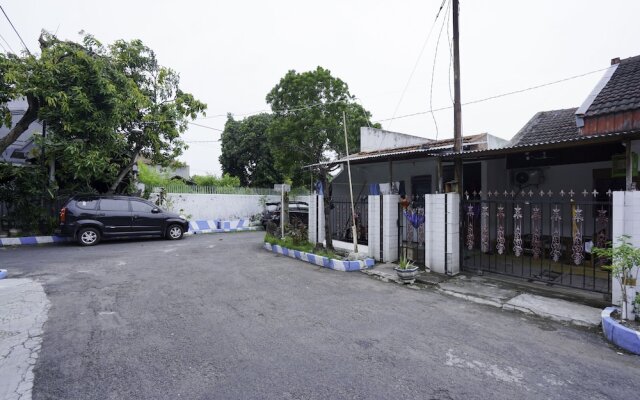 OYO 2663 Jombang Permai Syariah Residence