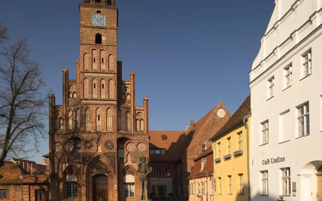 Studio NICO Dominsel