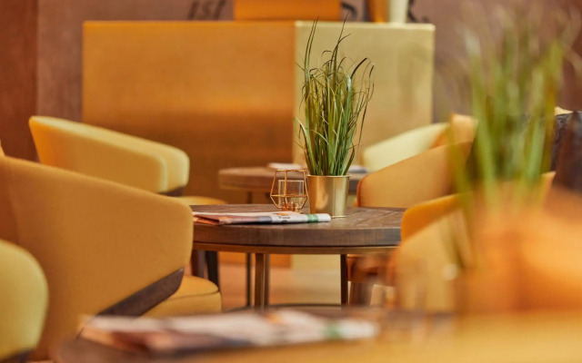 Blue City Hotel