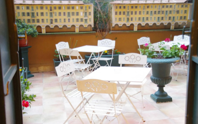 Le Blason B&B