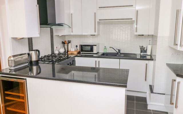 Flat 9