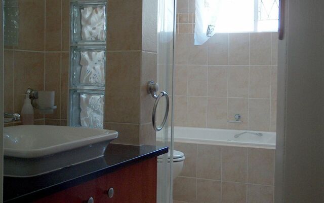 Liongate Bed and Breakfast