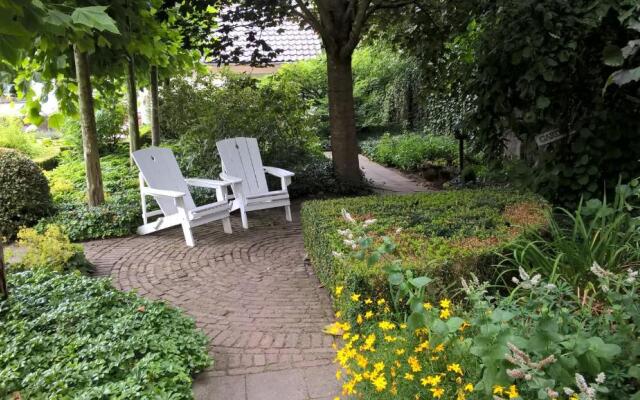 B&B Rosteline