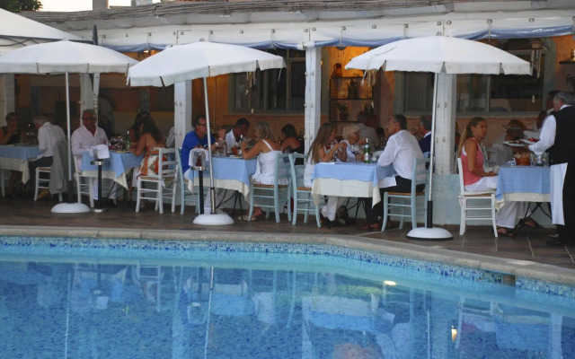 Hotel Stefania Boutique Hotel by the Beach