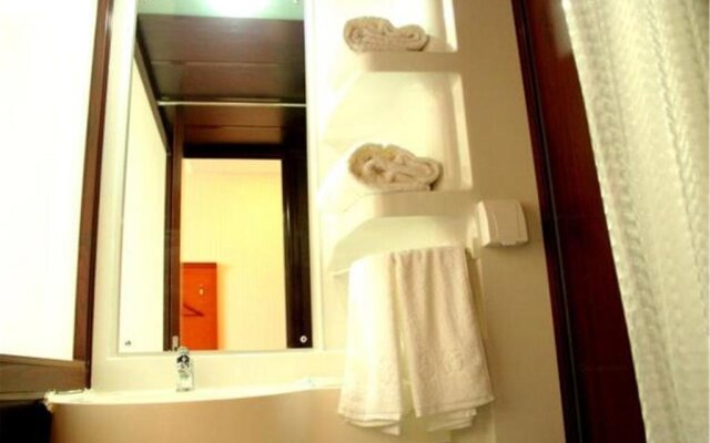 Maixiulaike 100 Chain Hotel Tianjin Xingang Branch