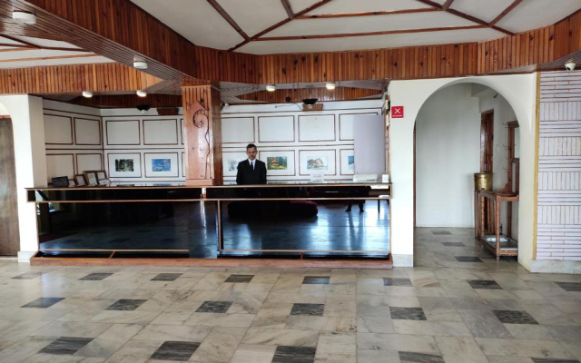 Hotel Pineview Shimla