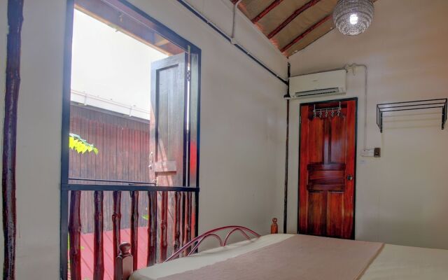 OYO HOME 90800 Rumah Pangi Homestay