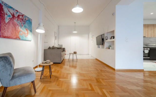 Zan Moreas Beautiful Apt in Koukaki
