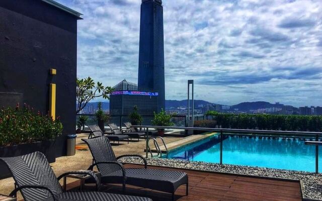 Bintang Fairlane Home