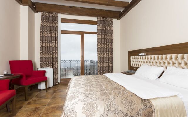 Egelia Imroz Otel