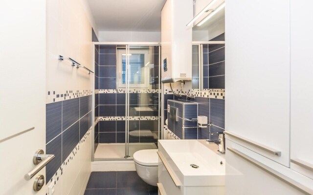Stunning Home in Brist With Wifi and 4 Bedrooms