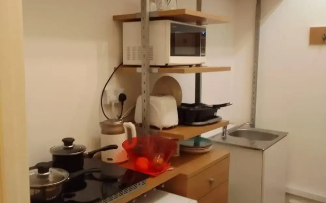2 Bedroom Exec Suite-sleeps 7-pets-parking-wifi