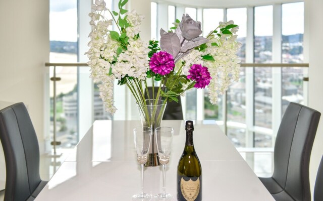 Meridian Quay – the Penthouse