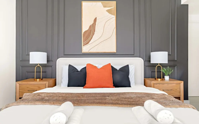 Silkhaus Luxurious 3BR Maid Dubai Hills