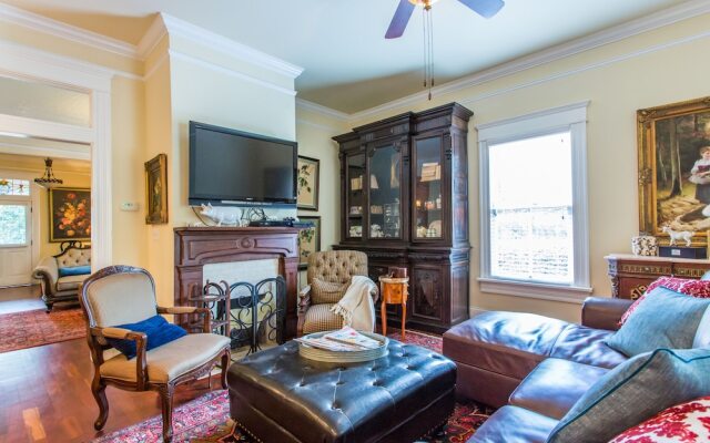 The Social Goat Bed and Breakfast