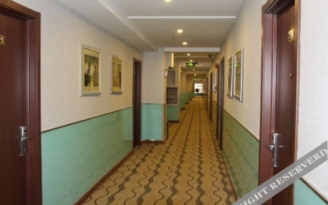 Yijia Business Chain Hotel
