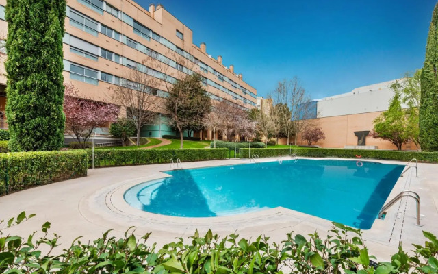 Las Encinas Design Apartment in Conde Orgaz Area - Madrid