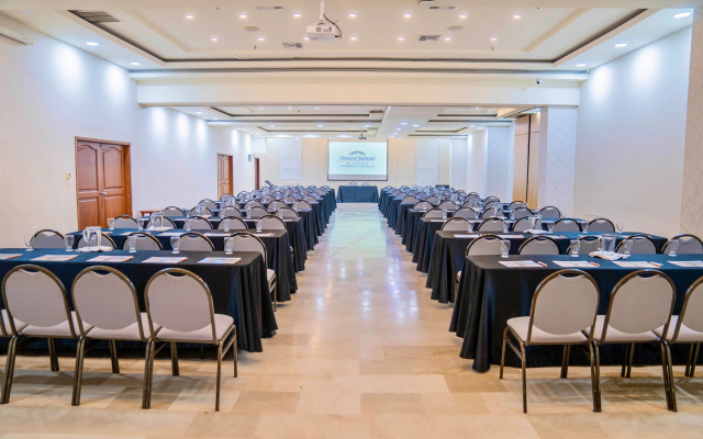 Howard Johnson Hotel Versalles Barranquilla