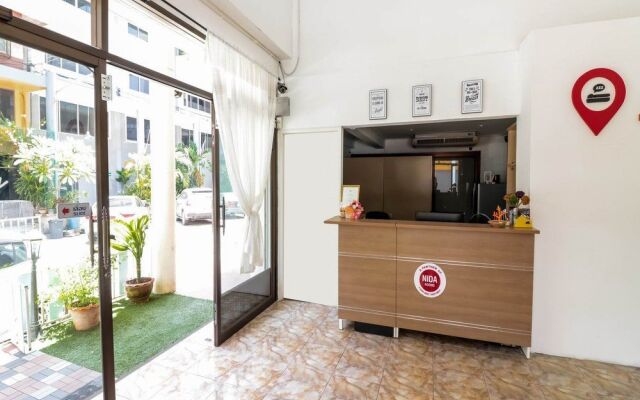 NIDA Rooms BTS Phra Kanong 1112 Majestic
