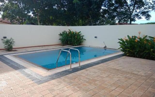 The Thash Resort