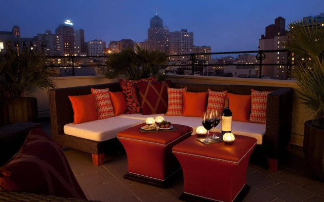 Union Square Plaza Hotel