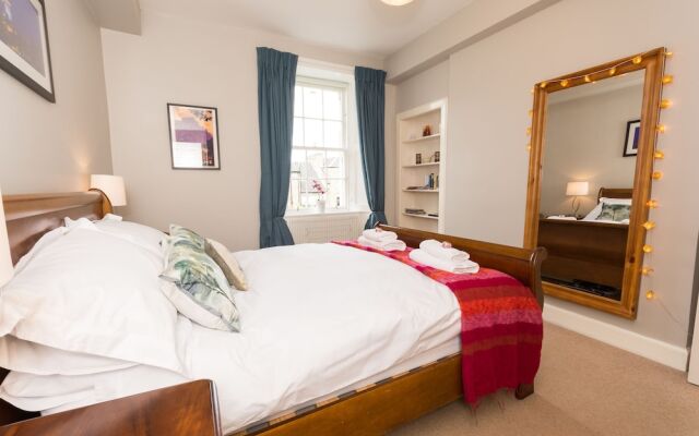 Luxury New Town 1 Bed Apartment