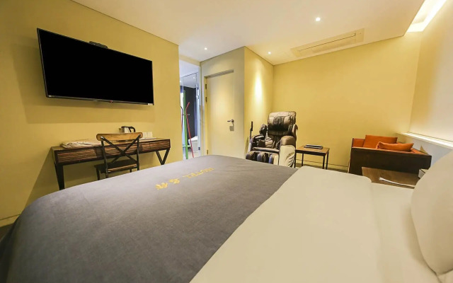 Hotel Myeongjak