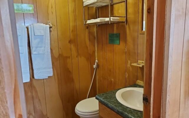 Old Wooden Bridge Resort and Marina