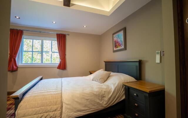 Bond Street Apartments