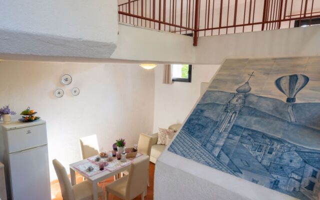 Maria Luisa (DOL286)