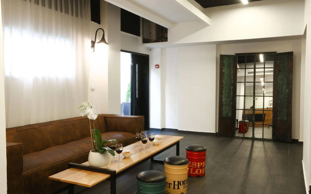 Dizengoff Avenue Hotel