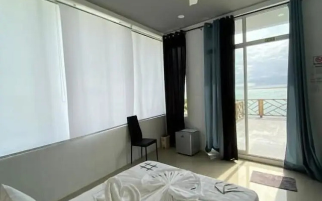 String Wave Maldives