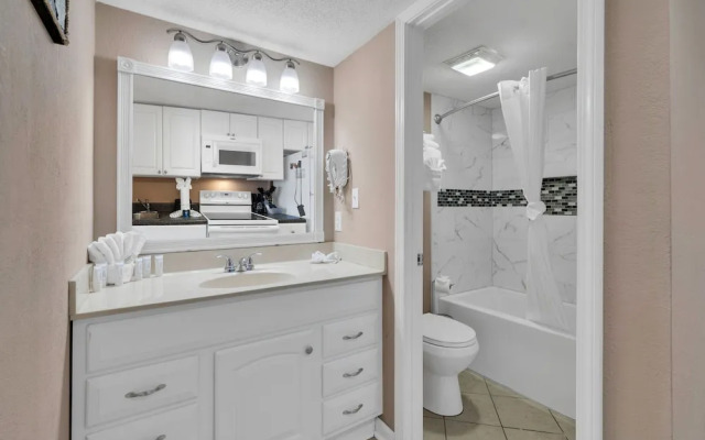 Ocean View 1BR Condo