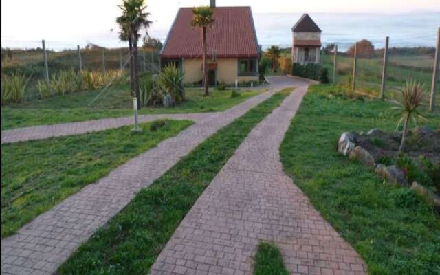 A Coruna 102253 3 Bedroom Holiday home By Mo Rentals