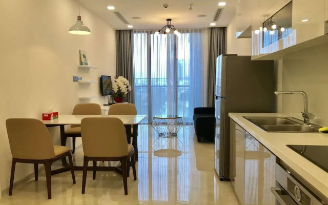 Mins Apartment - Vinhome Golden River