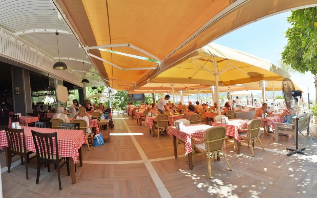 Maris Beach Otel