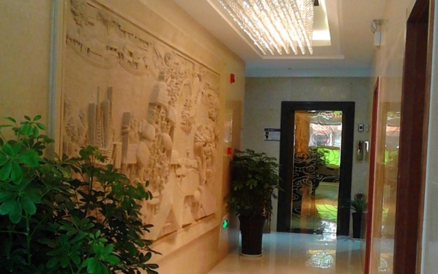 GreenTree Inn LiuAn HuoQiu County JianXing Road Express Hotel