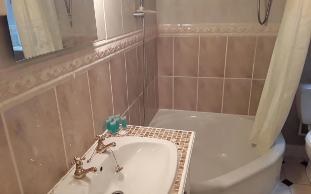 The Liverpool Inn Hotel